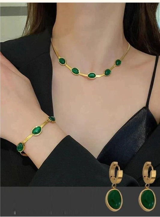 Oval Green Crystal Pendant Necklace and Earrings With Bracelet